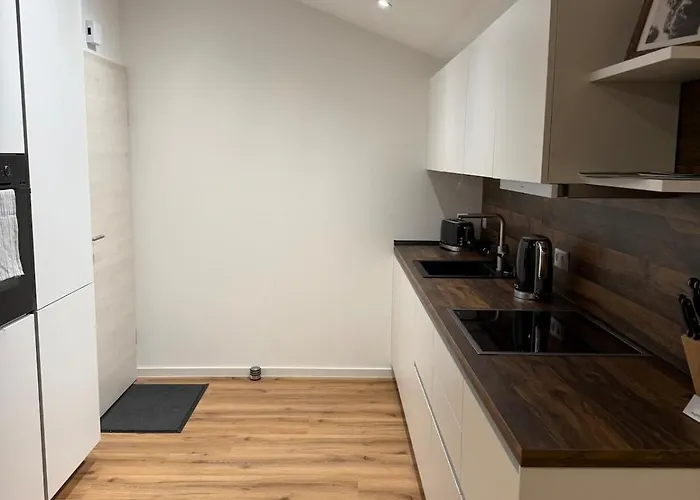 Leni Vacation Apartment Hattert