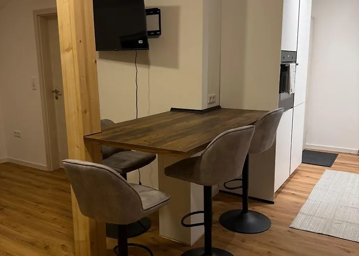 Leni Vacation Апартаменты