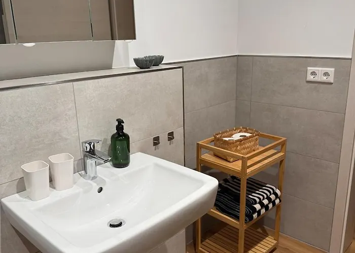 Leni Vacation Apartment Hattert